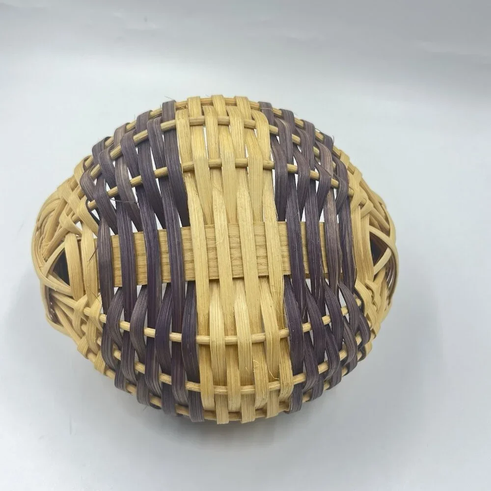 Vintage Woven Oak Splint Egg Large Gathering‎ Buttocks Basket 8”x5.5”